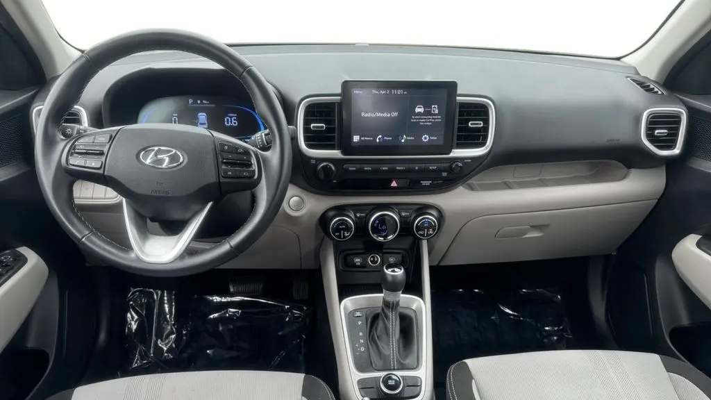 2024 Hyundai VENUE SEL