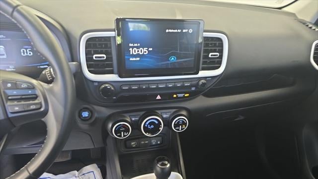 2024 Hyundai VENUE Limited