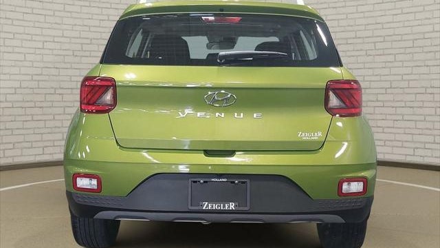 2024 Hyundai VENUE SEL