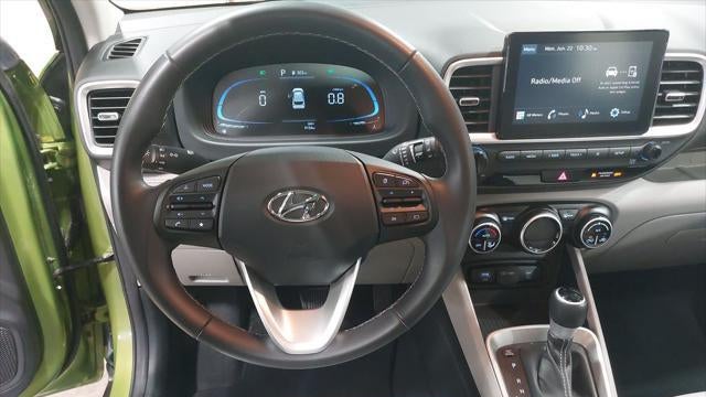 2024 Hyundai VENUE SEL