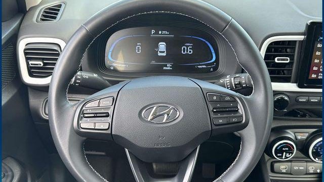 2024 Hyundai VENUE Limited