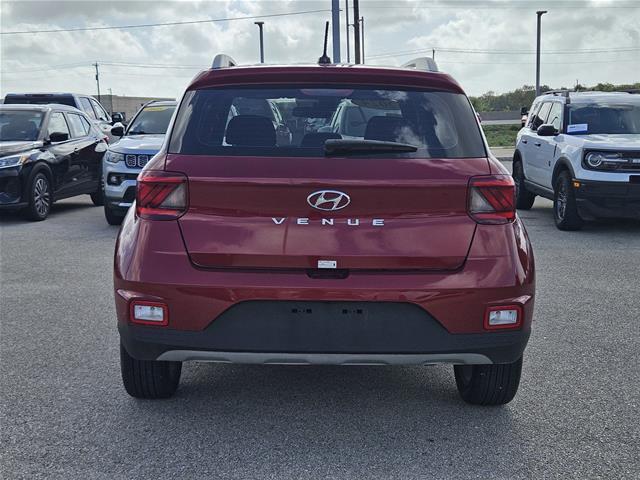 2024 Hyundai Venue - $22,500
