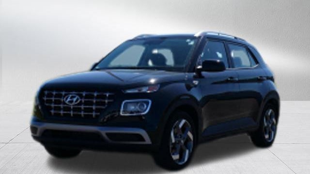 2024 Hyundai VENUE SEL