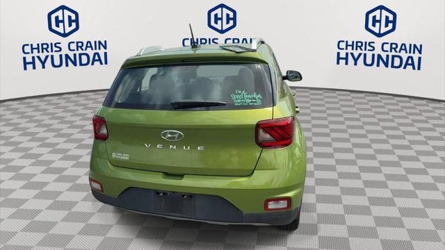 2024 Hyundai VENUE SEL