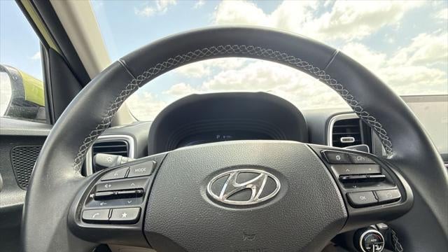 2024 Hyundai VENUE SEL