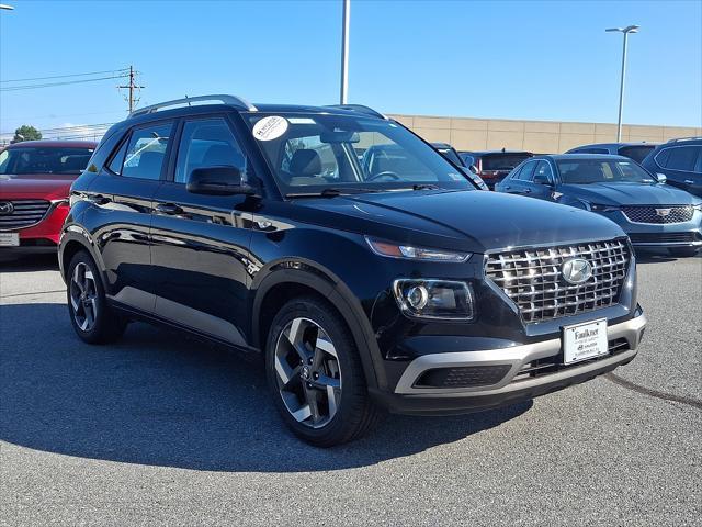 2025 Hyundai Venue - $18,872