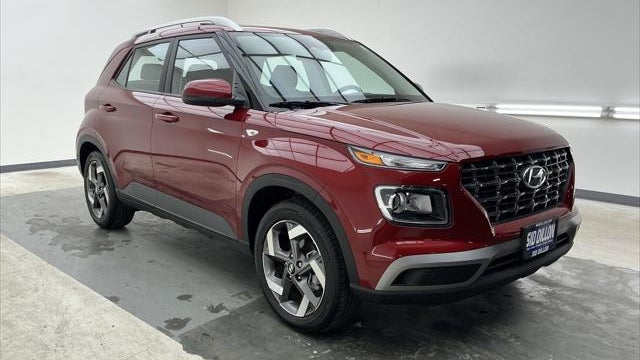 2025 Hyundai VENUE SEL