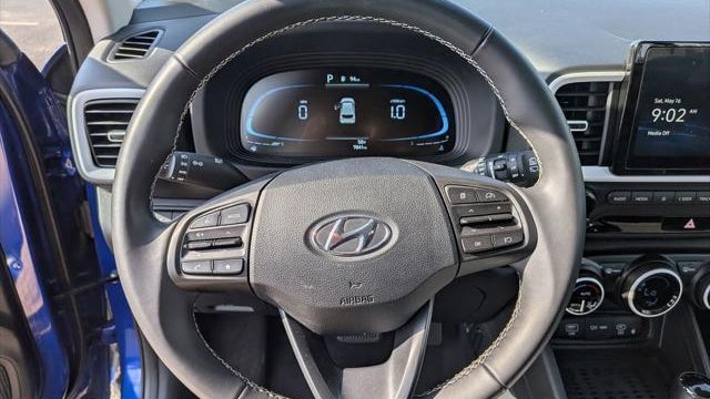 2025 Hyundai VENUE Limited