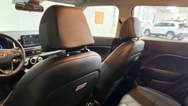 2025 Hyundai VENUE Limited