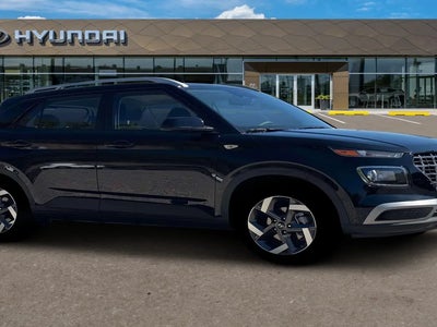 2026 Hyundai Venue SEL 4DR Crossover W/Two-Tone Roof