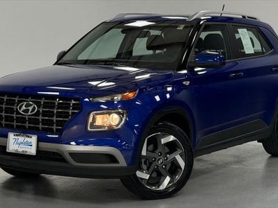Photo of a 2026 Hyundai Venue SEL 4DR Crossover W/Two-Tone Roof for sale
