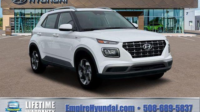 2026 Hyundai VENUE SEL