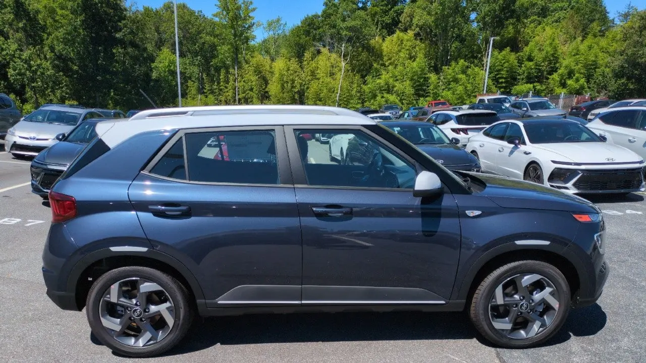 2026 Hyundai VENUE SEL