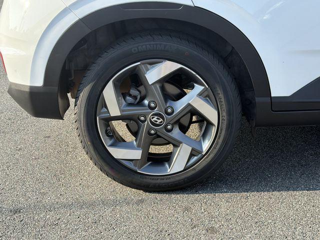 2021 Hyundai Venue - $16,735