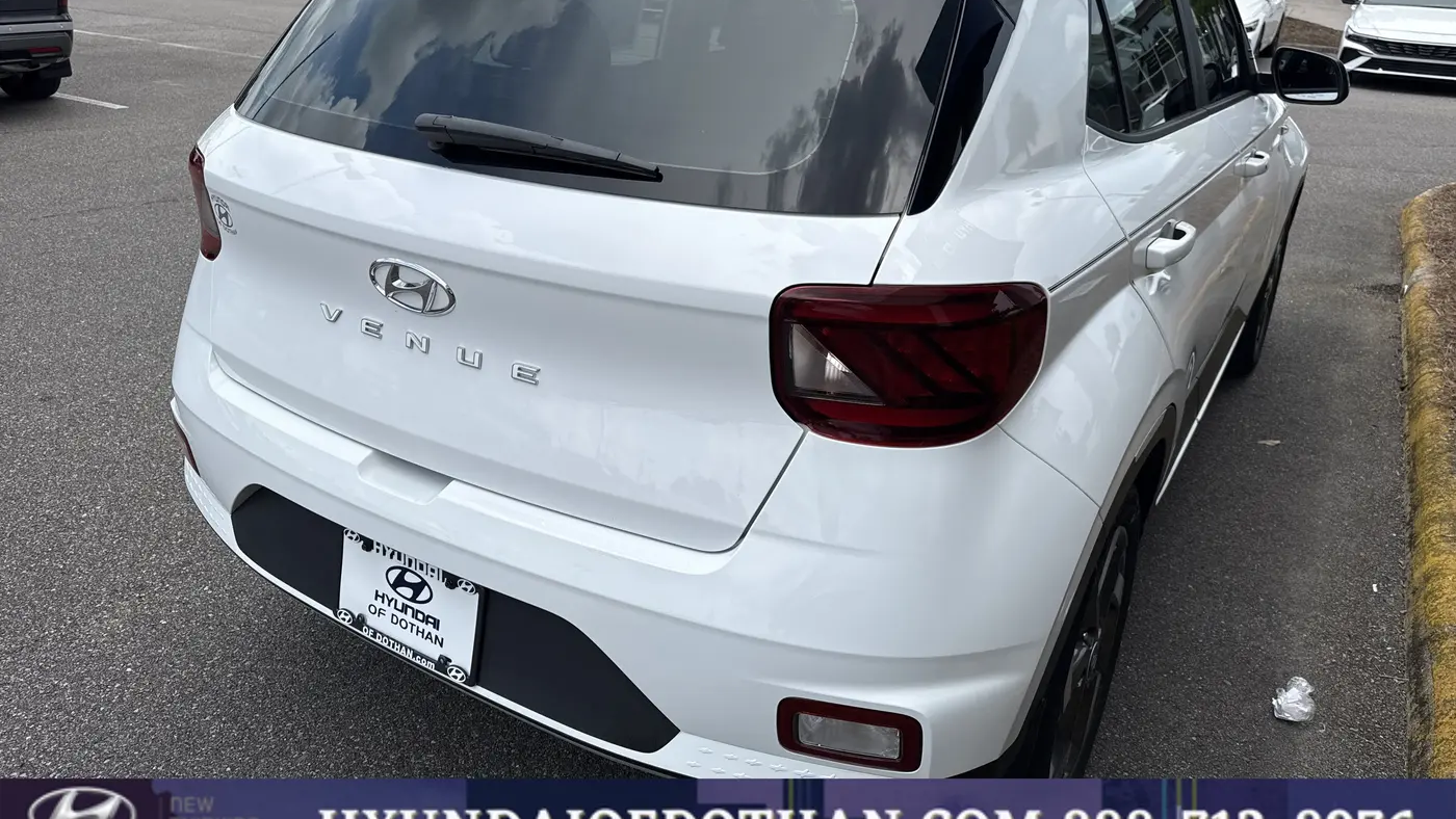 2023 Hyundai VENUE Limited