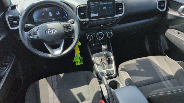 2023 Hyundai VENUE SEL