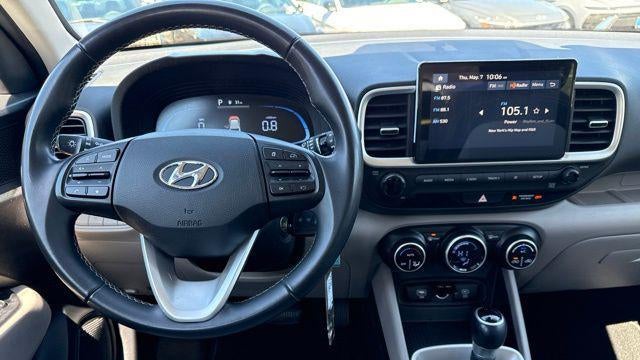 2023 Hyundai VENUE SEL