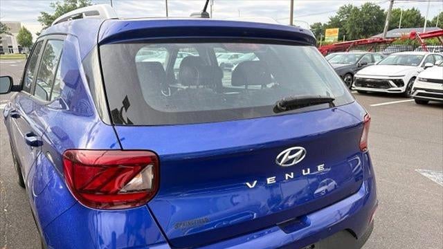 2023 Hyundai VENUE Limited
