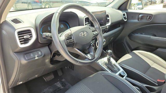 2023 Hyundai VENUE Limited