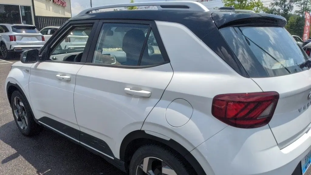 2023 Hyundai VENUE Limited