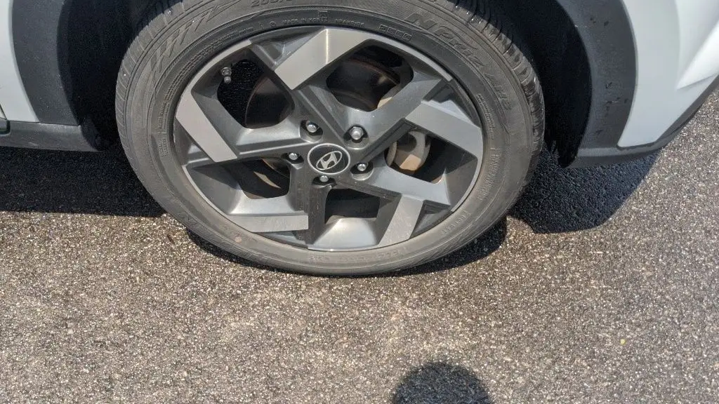 2023 Hyundai VENUE Limited