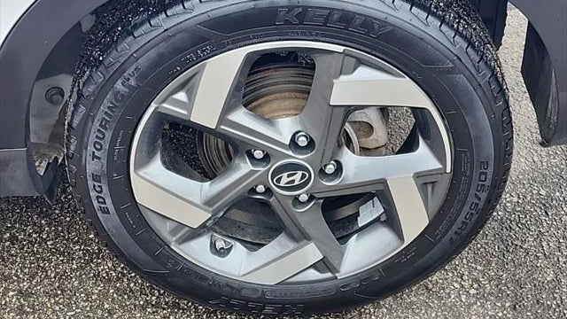 2023 Hyundai VENUE Limited