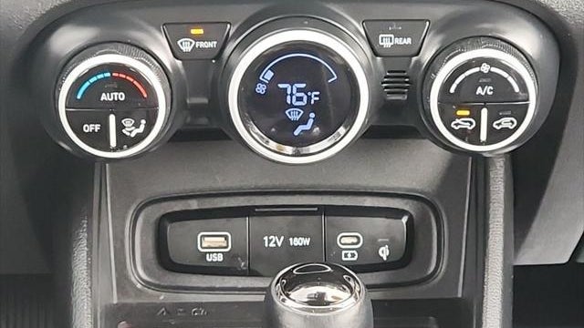 2023 Hyundai VENUE Limited