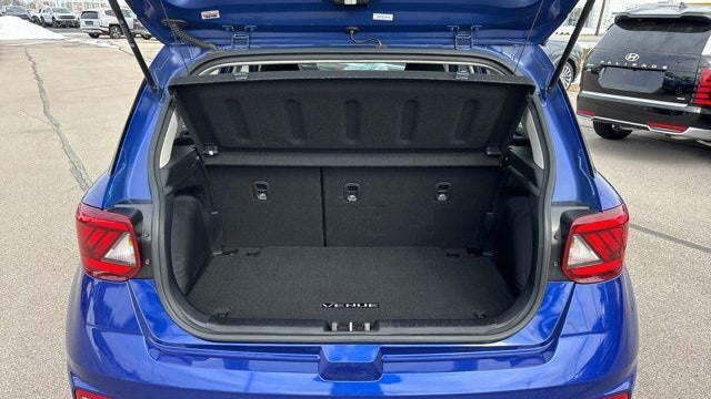 2024 Hyundai VENUE SEL