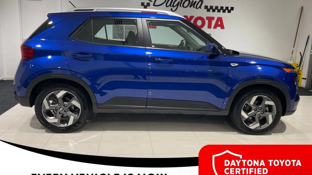 2025 Hyundai VENUE SEL
