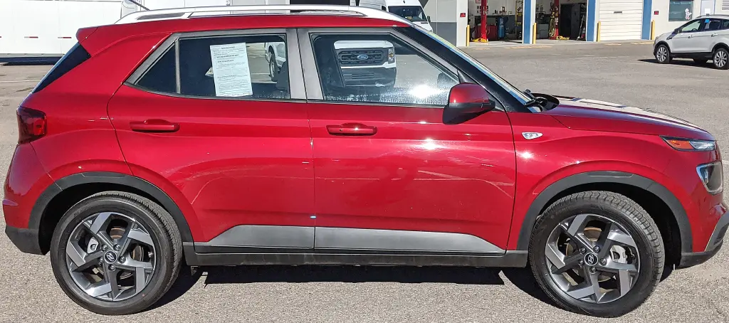 2025 Hyundai Venue - $20,932