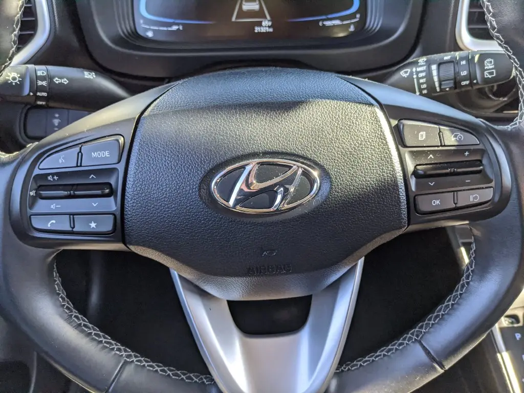 2025 Hyundai Venue - $20,932