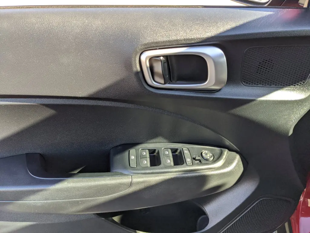2025 Hyundai Venue - $18,999