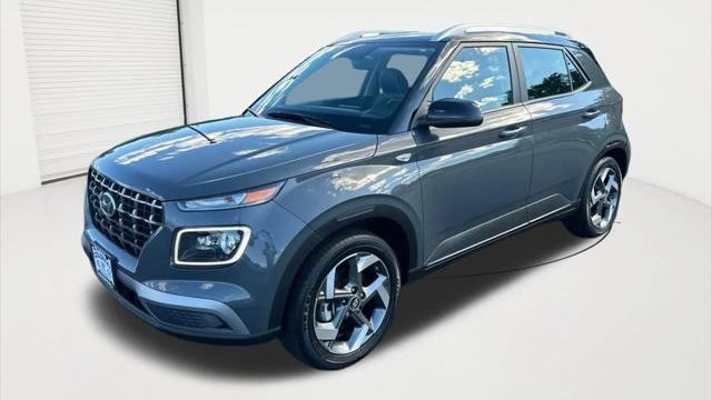 Preowned 2025 Hyundai VENUE Limited for Sale