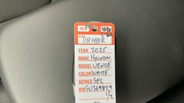 2025 Hyundai VENUE SEL