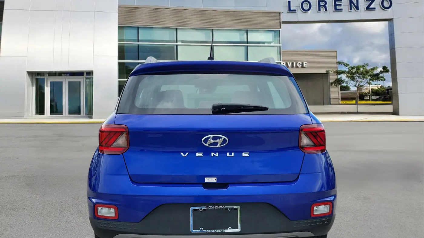 2025 Hyundai VENUE SEL