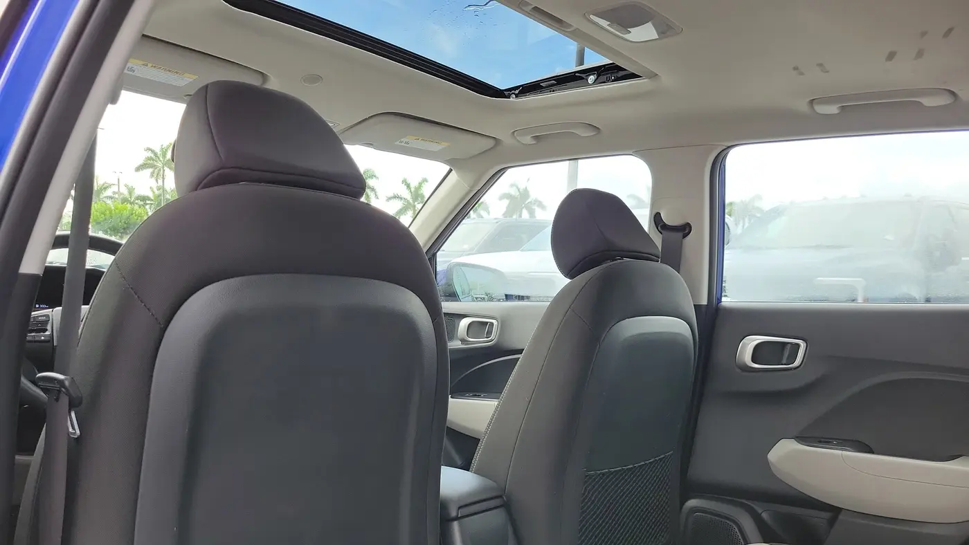 2025 Hyundai VENUE SEL