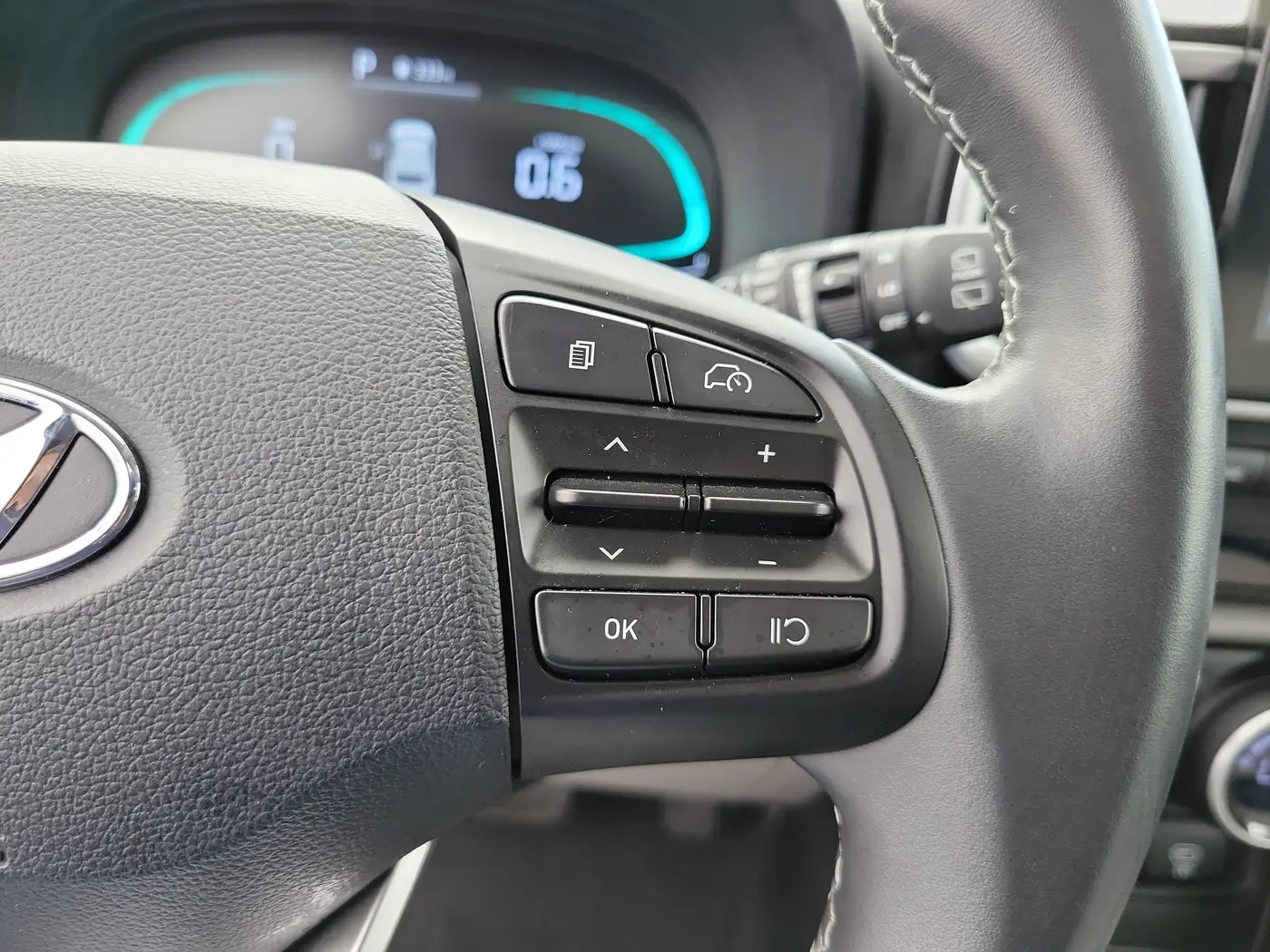 2025 Hyundai Venue - $17,990