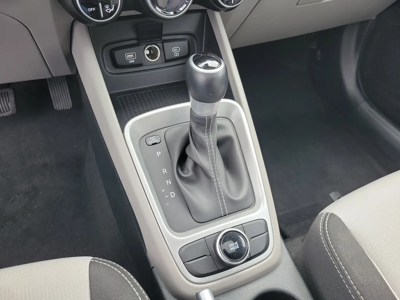 2025 Hyundai Venue - $17,990