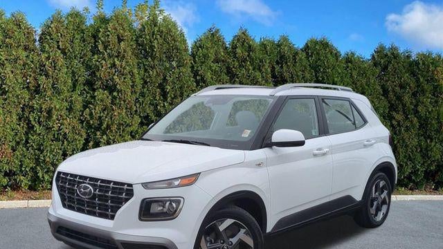 Preowned 2025 Hyundai VENUE SEL for Sale