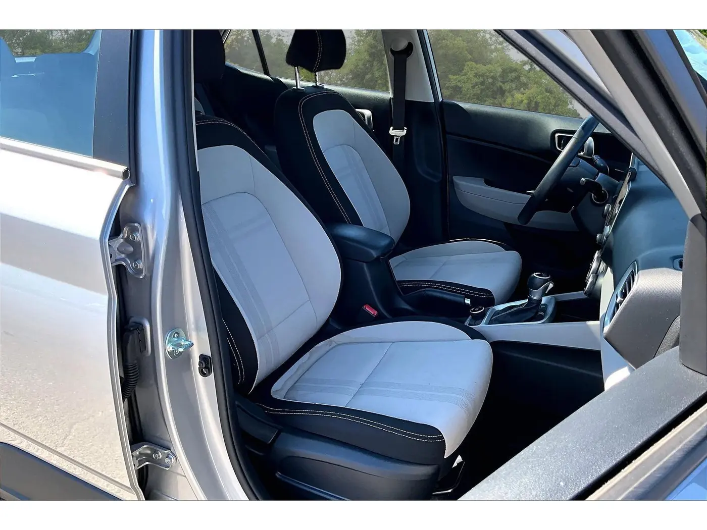 2025 Hyundai Venue - $19,900