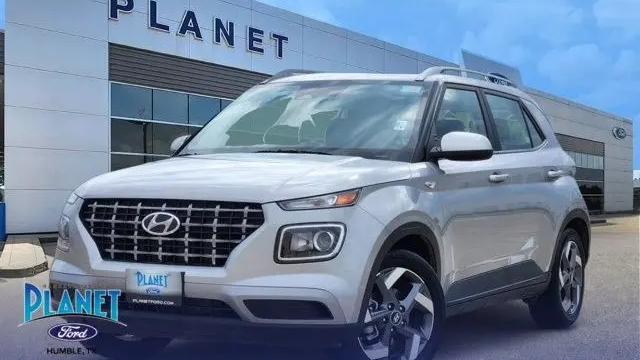 Preowned 2025 Hyundai VENUE SEL for Sale