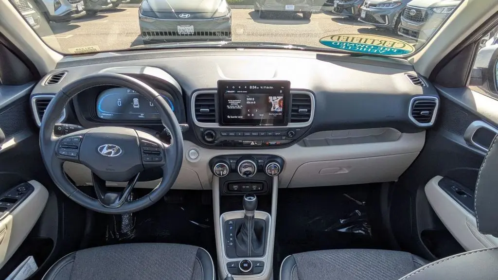 2025 Hyundai VENUE Limited