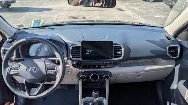2025 Hyundai VENUE Limited