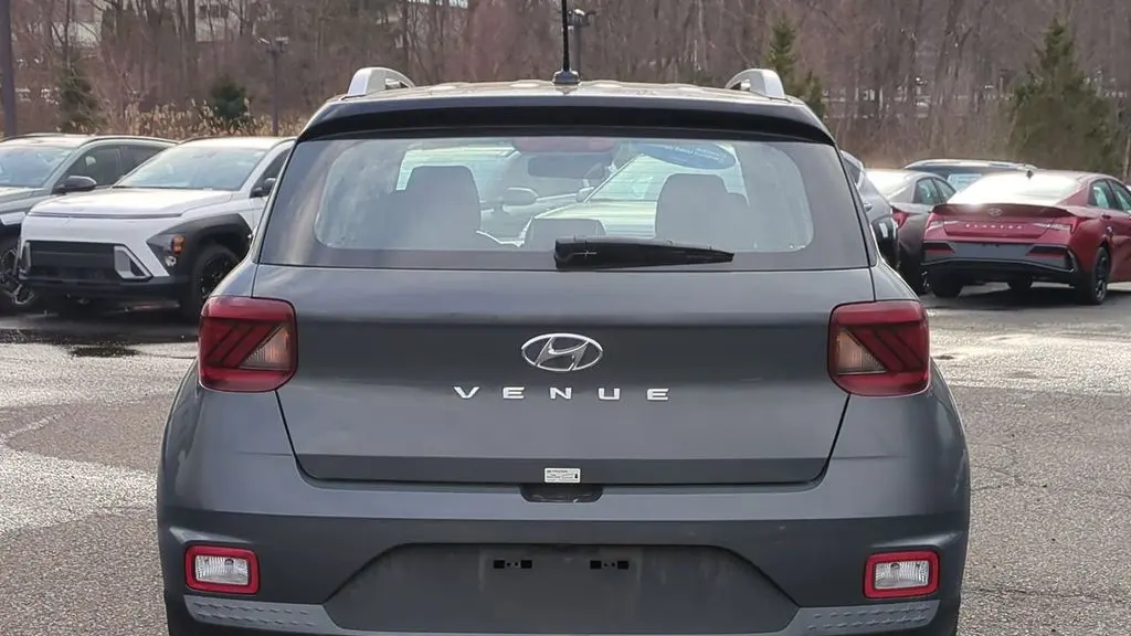 2025 Hyundai VENUE Limited