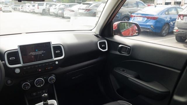 2025 Hyundai VENUE Limited