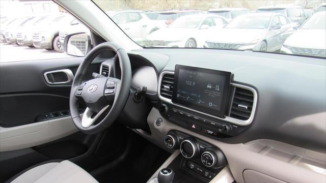 2026 Hyundai VENUE SEL