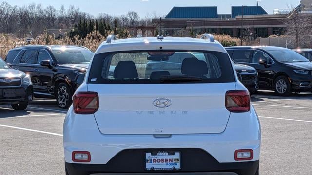 2026 Hyundai VENUE SEL