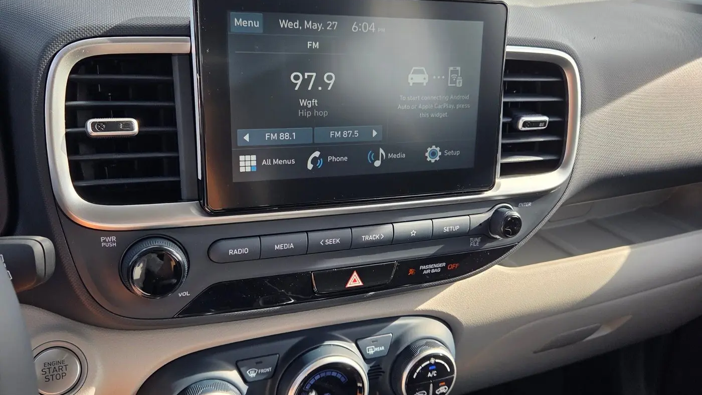 2026 Hyundai VENUE SEL