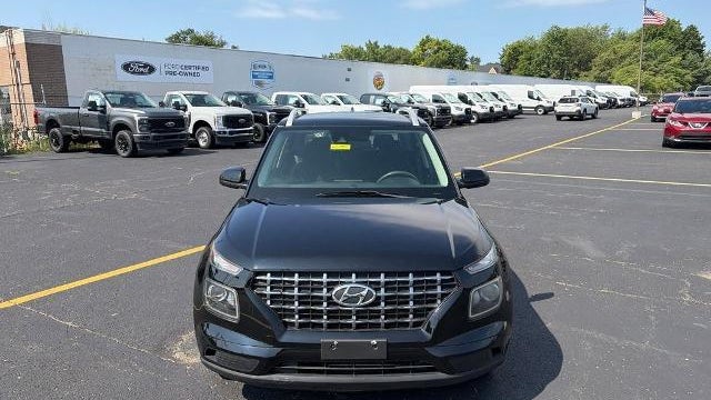 2020 Hyundai VENUE SEL