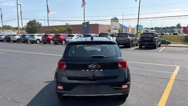 2020 Hyundai VENUE SEL